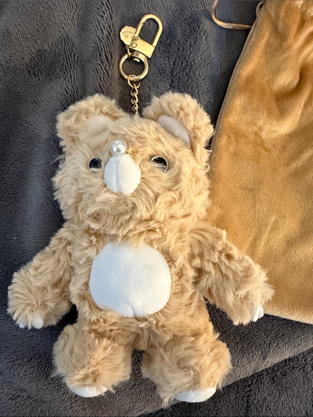 Instinctoy “ Muckey” super soft Plush with a Drawstring Bag. Light Brown.
